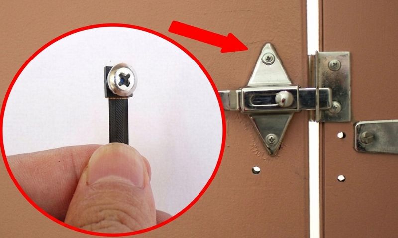 Phần mắt camera thiết kế siêu nhỏ bên trong con ốc