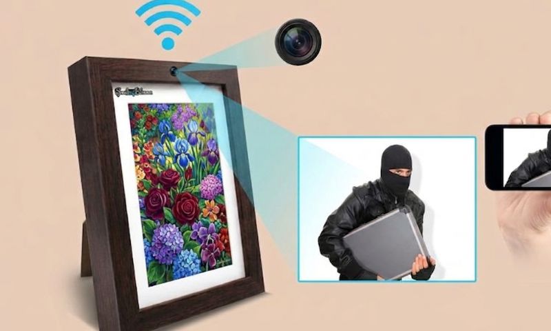 Camera siêu nhỏ trong tranh treo tường có thể xem được từ xa